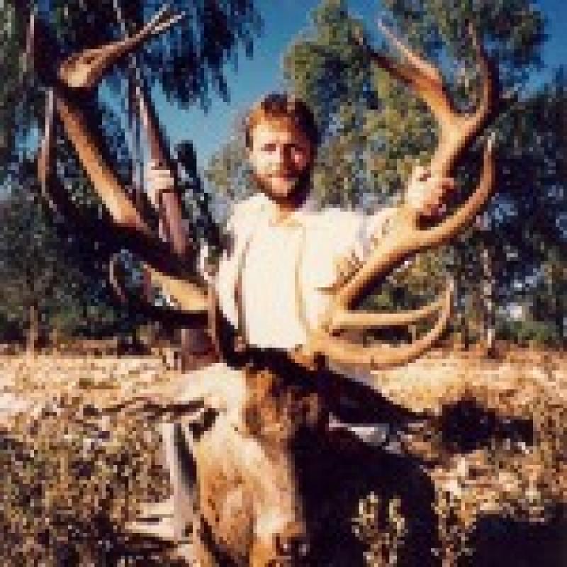 HethAlan Heth with SCI #1Spanish Estate Red stag